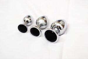 PLUG ANAL CROMADO DIVERSAS CORES - Imagem 2
