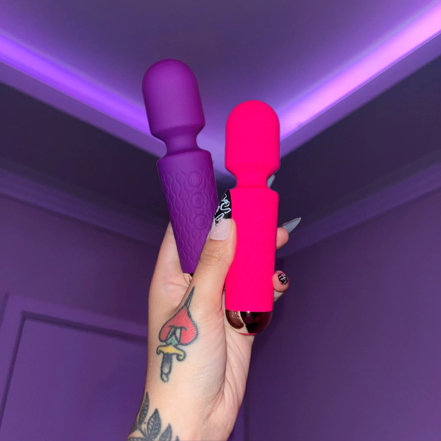 VARINHA MÁGICA COM 20 VIBRAÇÕES RECARREGÁVEL MINI