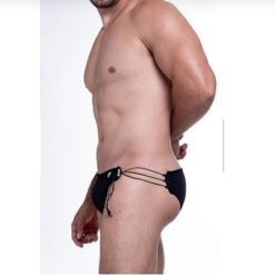 TANGA COM FIOS PRETO